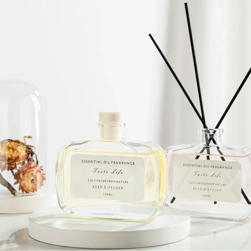 Customize Room Indoor Luxury Fragrance 326g 100ML Glass Bottle Festival Gift MSDS Oil Aroma Air Fres