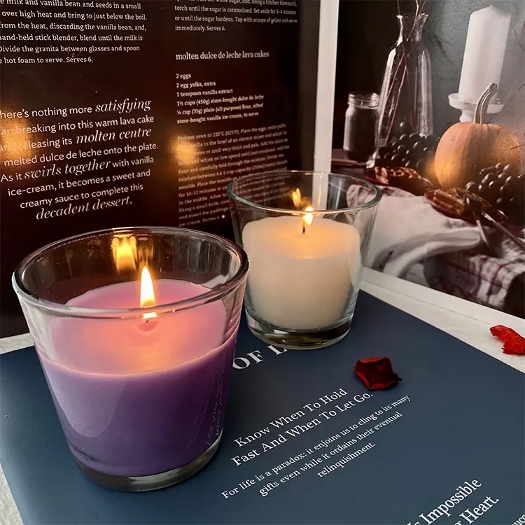 New Festival Celebration Indoor Combustion Round Glass Scented Candle for Home Decor